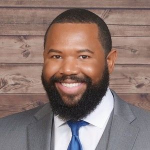 Meet your Posher, Thomas